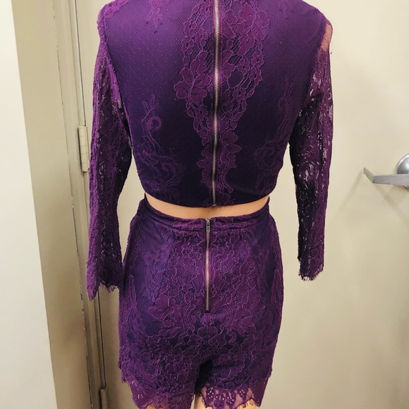 Xhilaration short outfit with long lace sleeves size medium - Picture 2 of 8